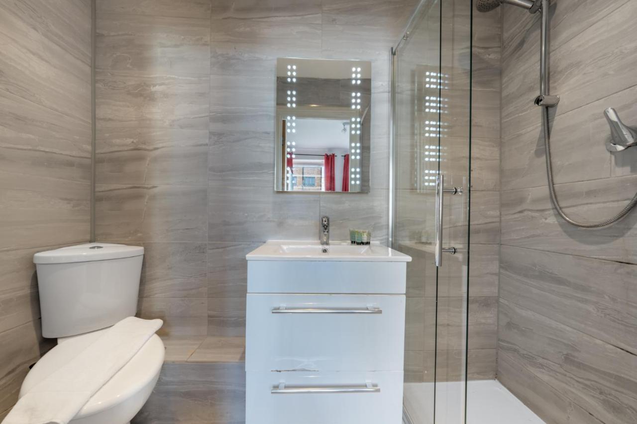 The Buross - Aldgate Aparthotel ลอนดอน ภายนอก รูปภาพ