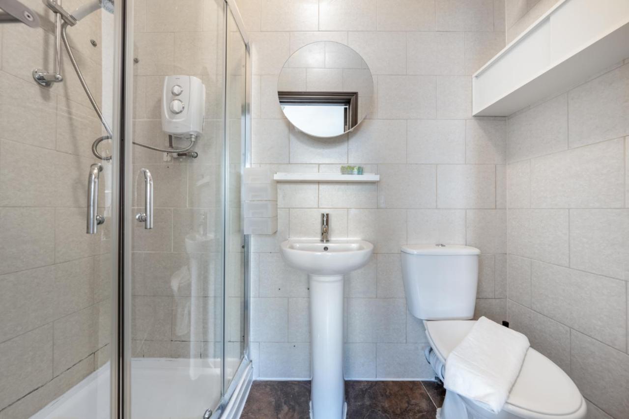 The Buross - Aldgate Aparthotel ลอนดอน ภายนอก รูปภาพ